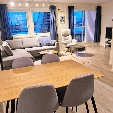 2 Bedroom Near Tromso Daire *