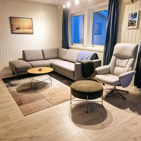 Apartment 2 Bedroom Near Tromso *
